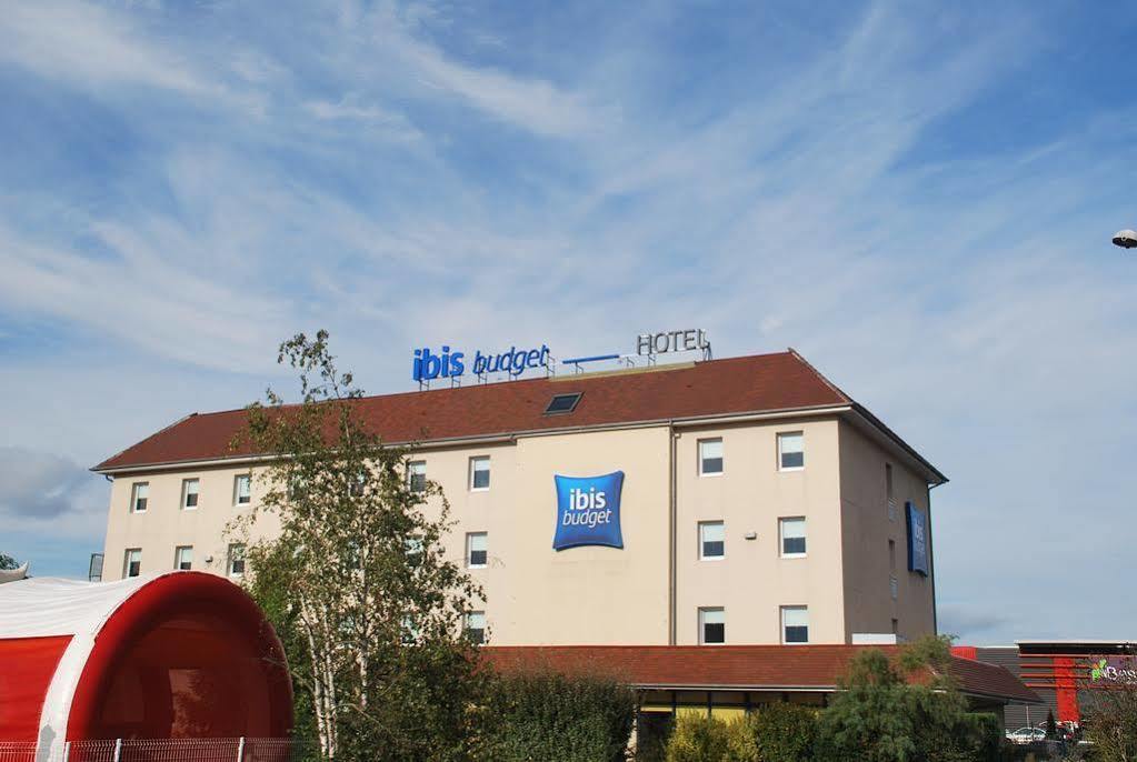 Ibis Budget Bergerac Bagian luar foto