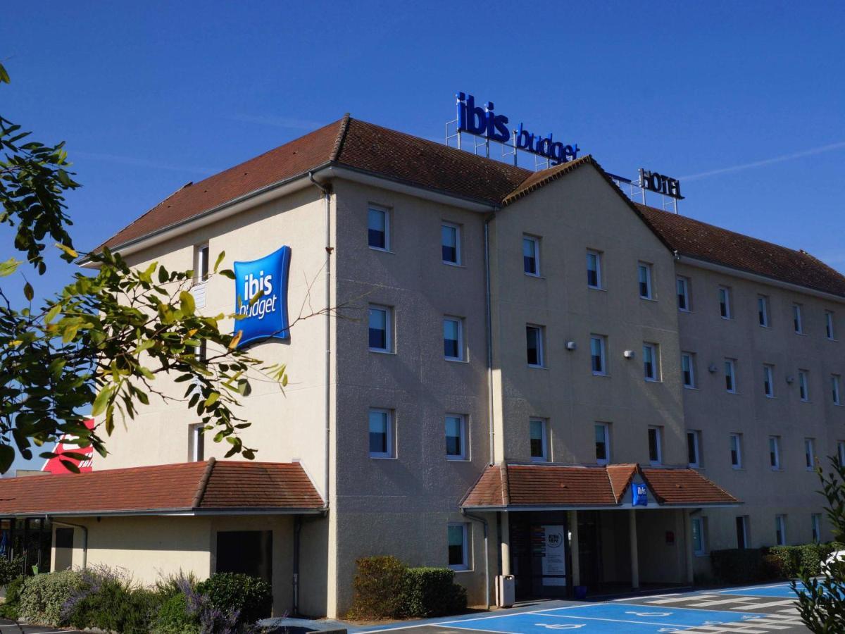 Ibis Budget Bergerac Bagian luar foto